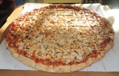 Creno’s 29″ Big Kahuna Pizza Challenge