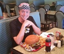Atomic Omelette’s Burger Challenge