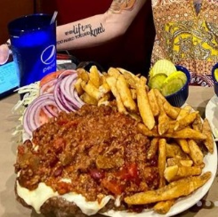 Clyde's 10 Gallon Burger Challenge