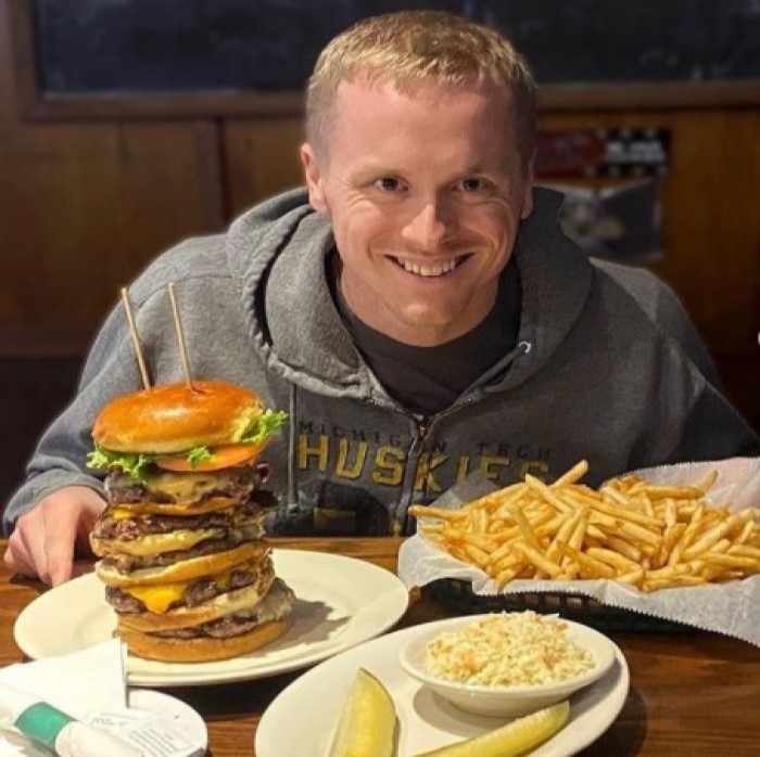 Tipsy Mcstagger's Tipsy Tower Burger Challenge