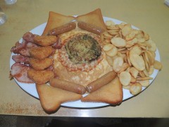 Woodbridge Cafe’s Mega Breakfast Challenge