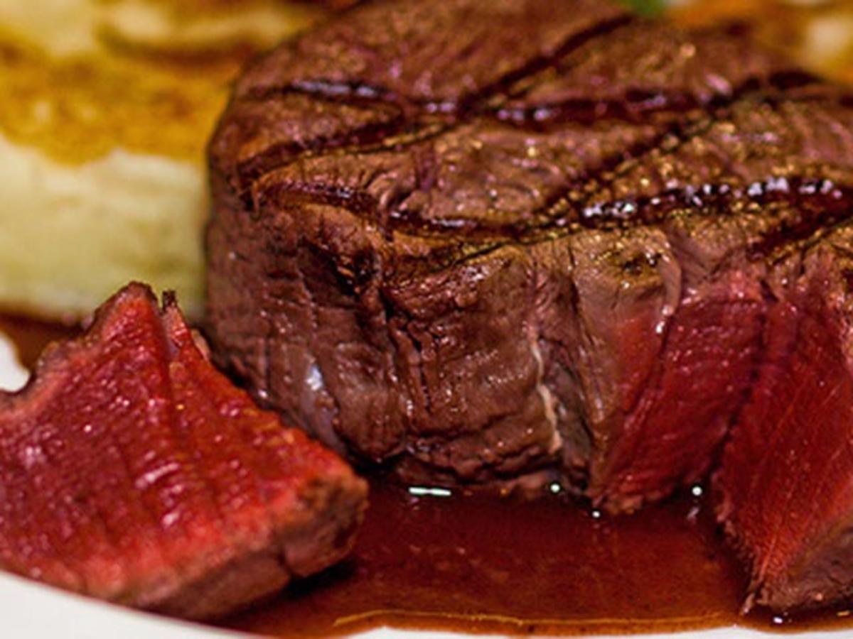 cavanaughs-steak.jpg