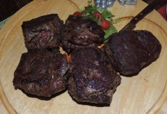 Mustek 1kg Steak Challenge
