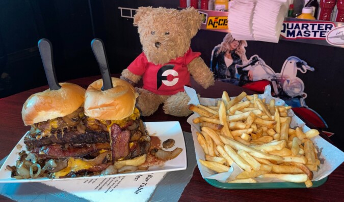 Pete's Garage Bar Prime Rib Burger Challenge Oshkosh WI