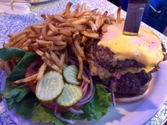 Hot Rods 50s Diner Chubby Burger Challenge