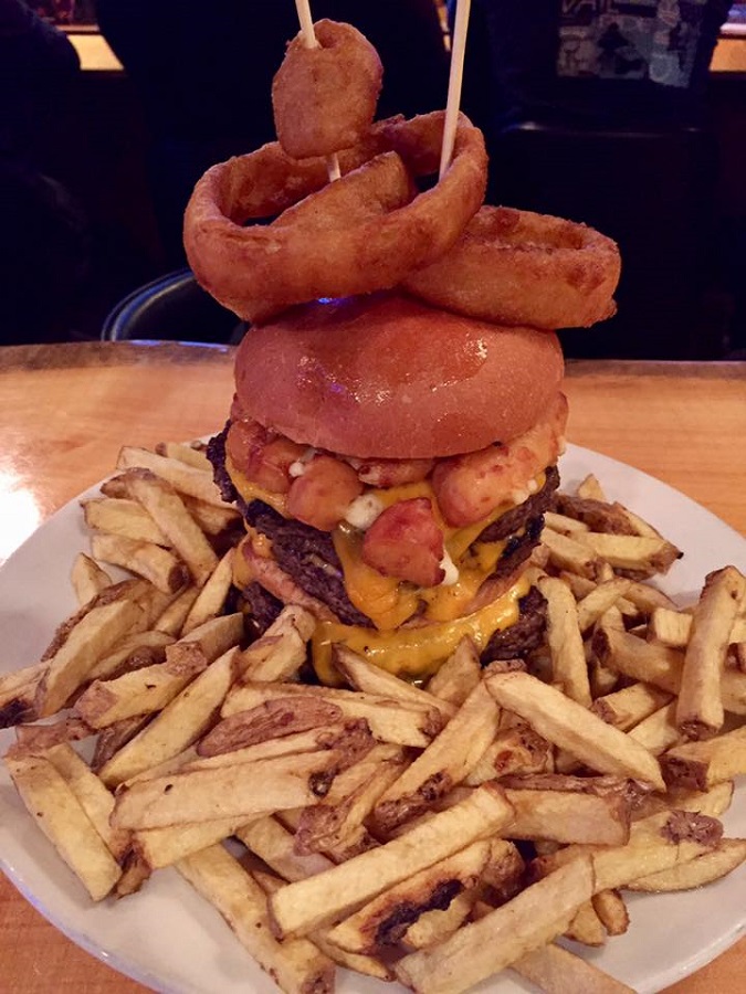 Meisters Two Pounder Burger Challenge
