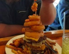 Meisters Two Pounder Burger Challenge