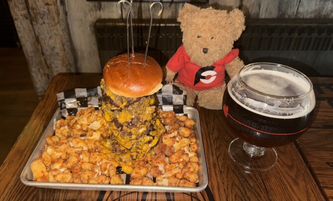 SafeHouse Milwaukee OOMG Burger Challenge Round 2