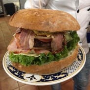 Restaurante San Martín's Burger Challenge