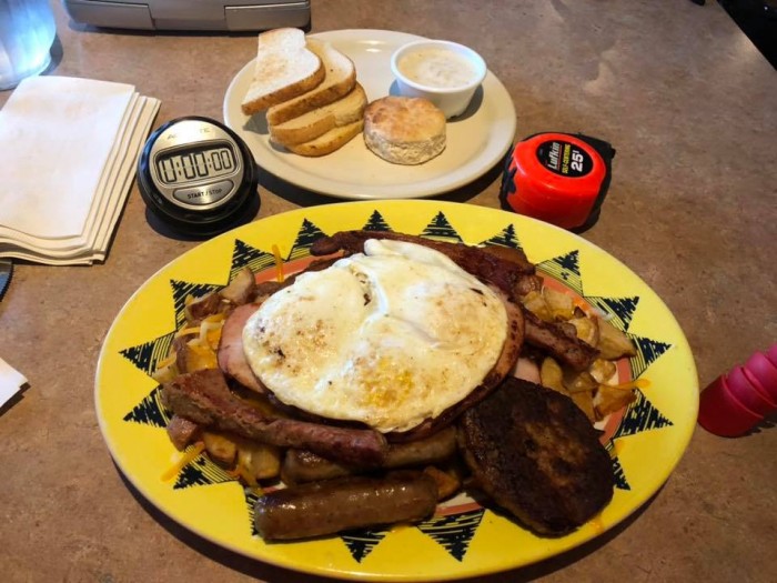 Bailey's Breakfast & Lunch's Porkasaurus Challenge