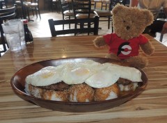 Tante's Island Monster Loco Moco Challenge