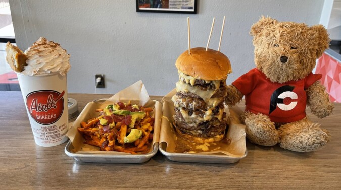 Aioli Gourmet Burgers Triple Threat Challenge Phoenix Arizona