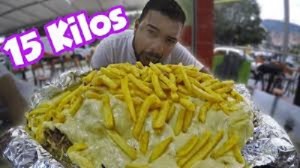 Comidas Rápidas El Desespero's "Exageriburger" Challenge