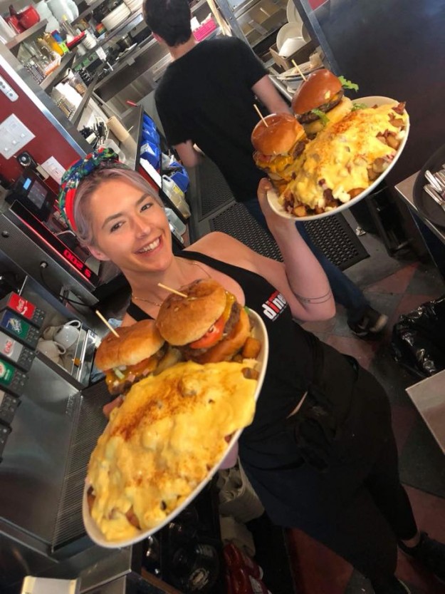 Wellington Diner’s Mac Daddy Burger Challenge