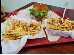 Hot Dog Shoppe's Pounder Burger Challenge