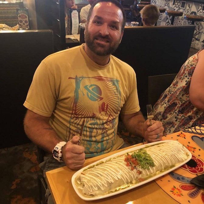 Si! Señor Modern Mex's Chubby Burrito Challenge