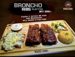 Woodhouse Grill's Broncho Ribs Platter Challenge