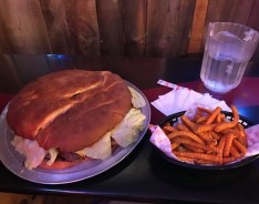 C and D's Tekoa Burger Challenge Washington