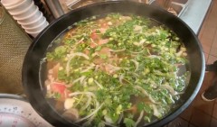 Corner Pho's "Pho-Mongus" Pho Challenge