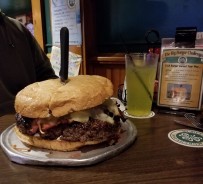 Murphy Inn's 3lb Big Burger Challenge
