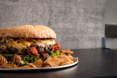 Bowie's Nashville Downtown 3lb Burger Challenge