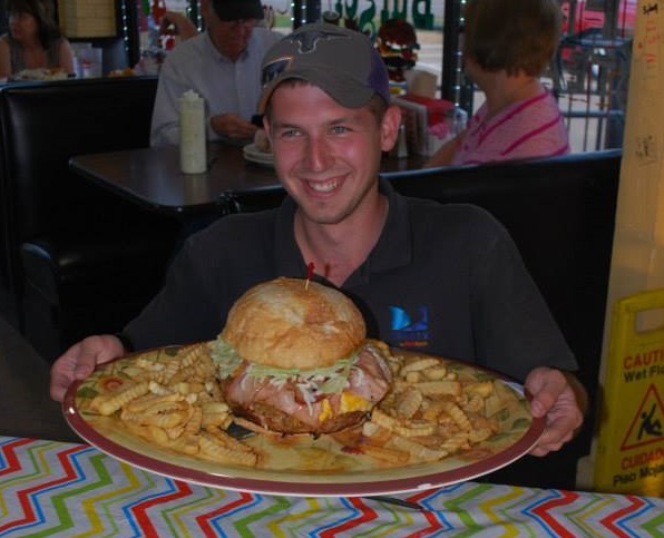 Bebo's and Kathy's Burger Challenge Pilot Point