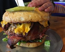 Darlings Marina Burger Challenge Florence Oregon