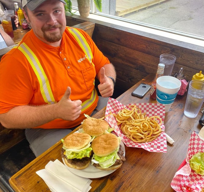 Judy's Truck Stop Burger Challenge Jasper MO