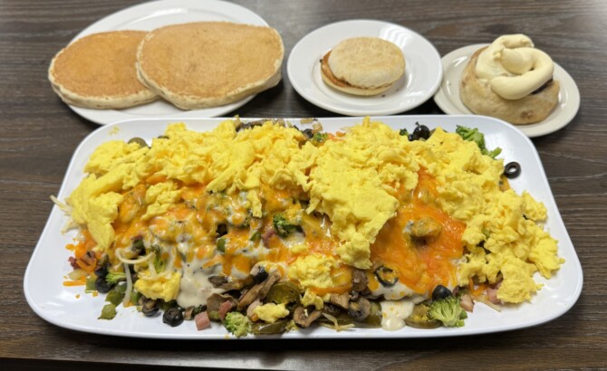 Pine Cone Cafe Ultimate Breakfast Skillet Challenge Land O Lakes WI