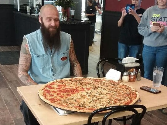 Oskaloosa Big Den Pizza Challenge Iowa