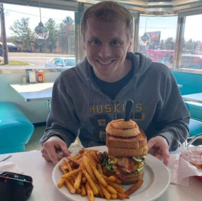 Comet Classic Diner's Comet Burger Challenge