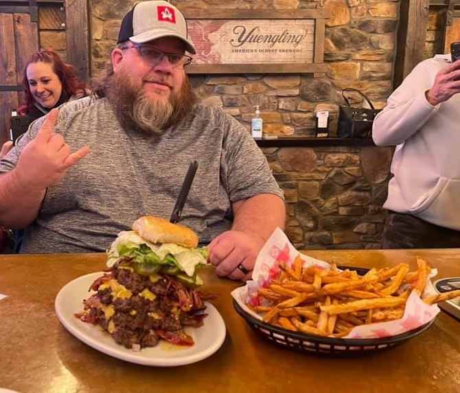 Ashbrook Distillery Champson Burger Challenge Ashville Ohio