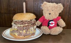 Chubbie's 5lb Cheeseburger Challenge Racine
