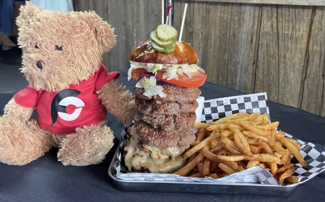 Fat Boys 6-Patty Fatboy Burger Challenge Abbotsford