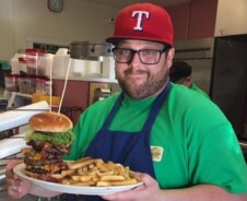 Jacz's Drive In 3lb Burger Challenge