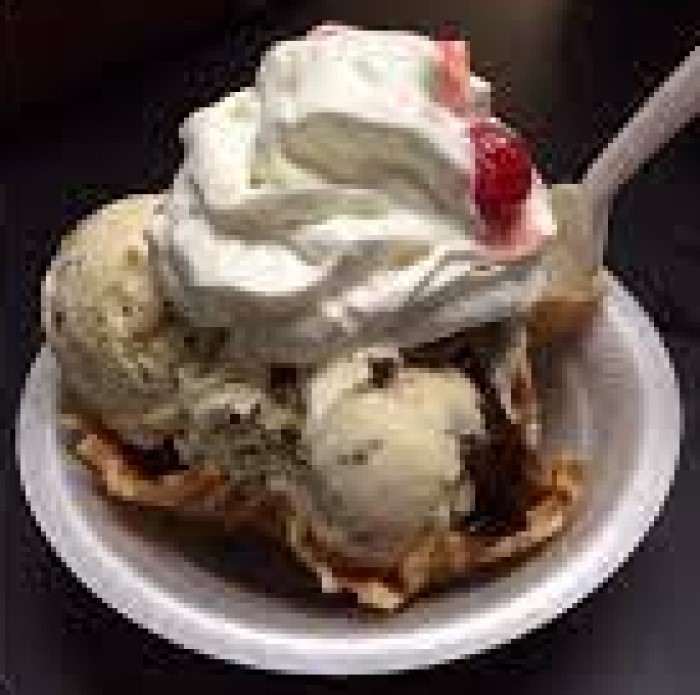 O.D.'s Pavilion's "Waterdog" Ice Cream Sundae Challenge