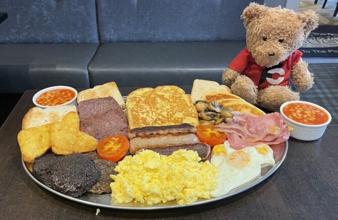 Plough Hotel's Full Scottish Breakfast Challenge Stenhousemuir Larbert Scotland