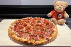 Slice of Vegas 9lb Double Down Pizza Eating Challenge Nevada