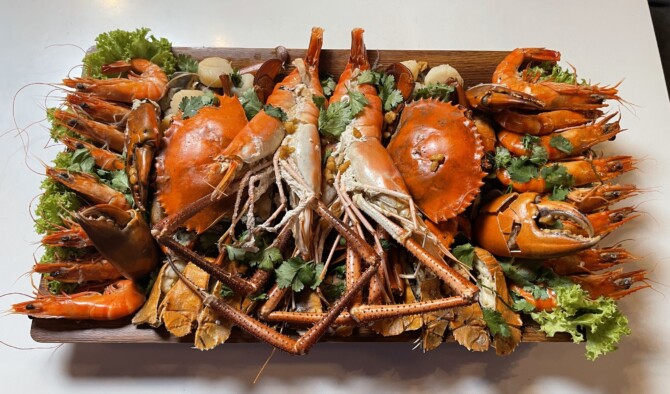 Shrimp Prawn Seafood's Thai Seafood Vermicelli Zermatt Platter Challenge Singapore