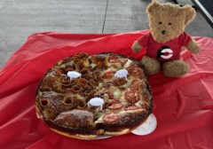 Vizzy's Vizzanater Detroit Deep Dish Pizza Challenge Westland Michigan