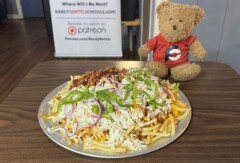 Burlington Boathouse Here Piggy Pulled Pork Fries Challenge Indiana