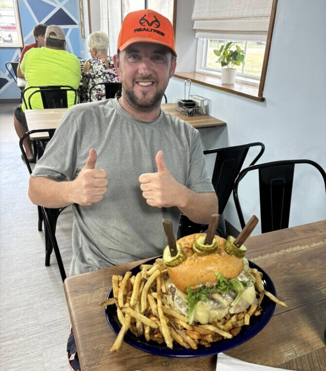 TheFeed's "Bigfoot Burger" and Fries Challenge