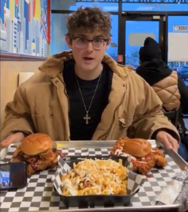 San Jeanette's Table's "Beat Tank" Chicken Sandwich Challenge Jack Legath