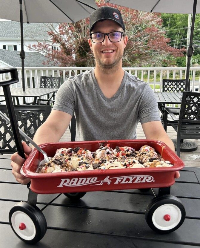 Clevelands' Country Store's "Godfather" Ice Cream Sundae Challenge Ethan Teske
