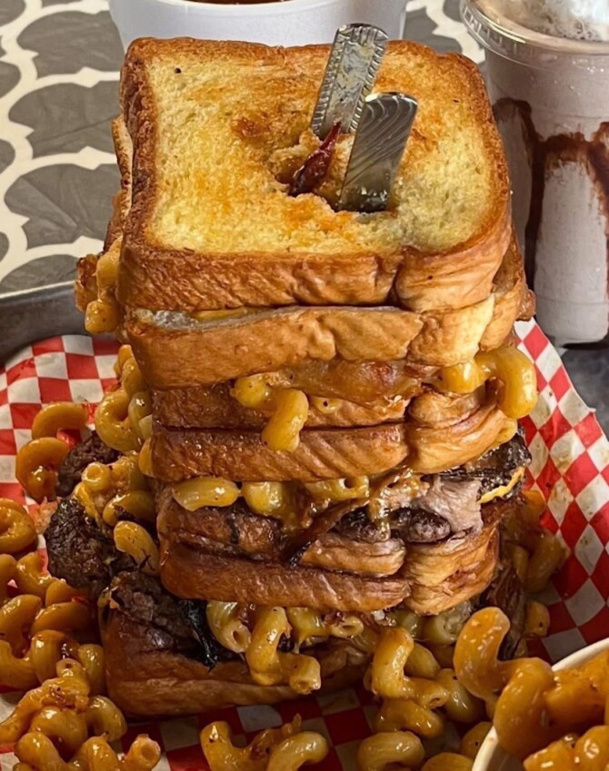 Hope Cafe & Store's "Bottomless Pit" Challenge