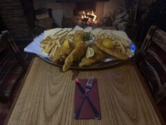 Castell-Y-Bwch's "Castell Whale 50/50" Food Challenge