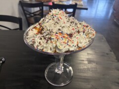 Momma's Dessert Bar's "Big Momma" Ice Cream Sundae Challenge
