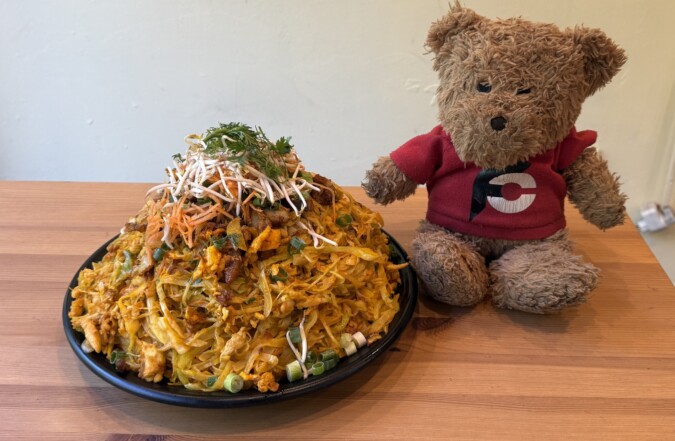 Ha Mo Asian Bistro 3.5kg Pad Thai Noodles Challenge Budapest Hungary