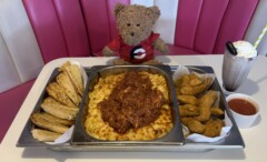 Grumpy's Diner Mac Attack Macaroni Cheese Challenge Southend Essex UK