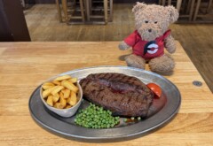 Honey Bee 48oz Titanic Rump Steak Challenge Worcestershire England GB